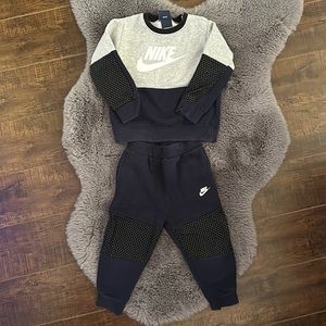 Nike Sweater and Jogger Coordinates (Fleece Lined), 24 mos., Blue and Grey
